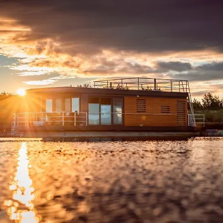 Hausboot Skyline Klitten