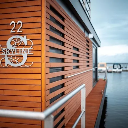 Hausboot Skyline